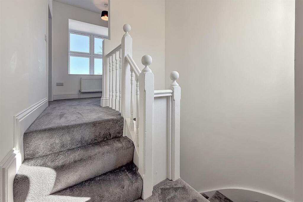 Additional image 13 of Frogmore, St. Albans