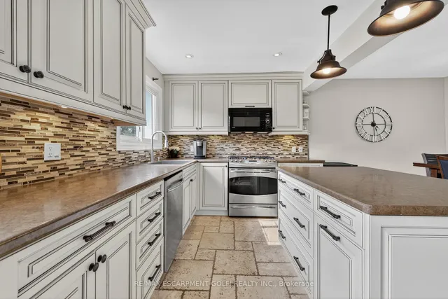 Additional image 15 of 11 Harrisford St Unit 122