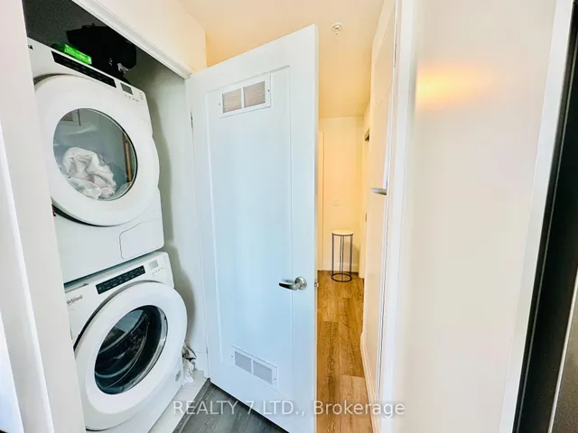 Additional image 11 of 500 Brock Ave Unit 1701