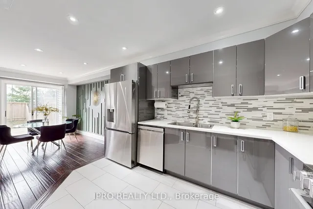 Additional image 6 of 5138 Lampman Ave