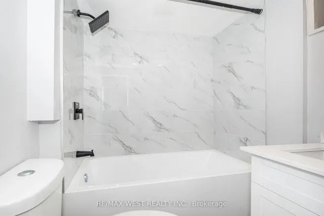 Additional image 23 of 128 Avondale Blvd