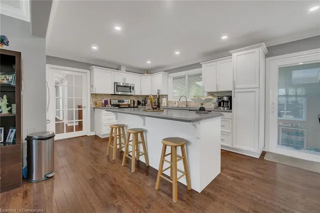 Additional image 11 of 982 Highland Rd