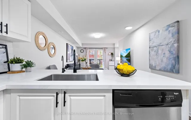 Additional image 17 of 2460 Post Rd Unit 4