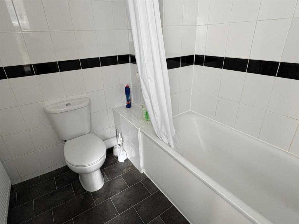 Additional image 6 of Ash Drive, Hatfield