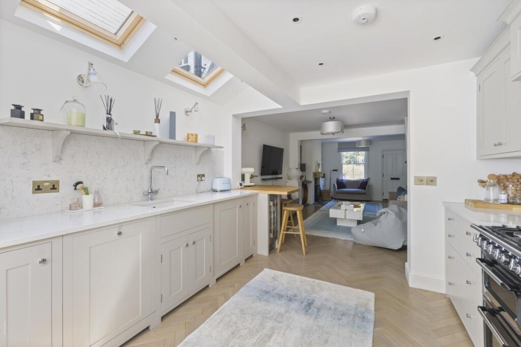 Additional image 15 of West Common Harpenden AL5