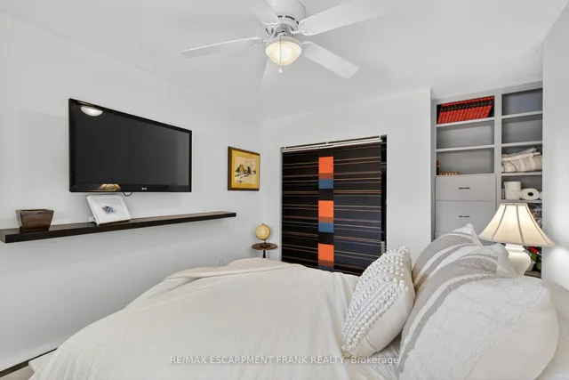 Additional image 24 of 25 Belair Dr