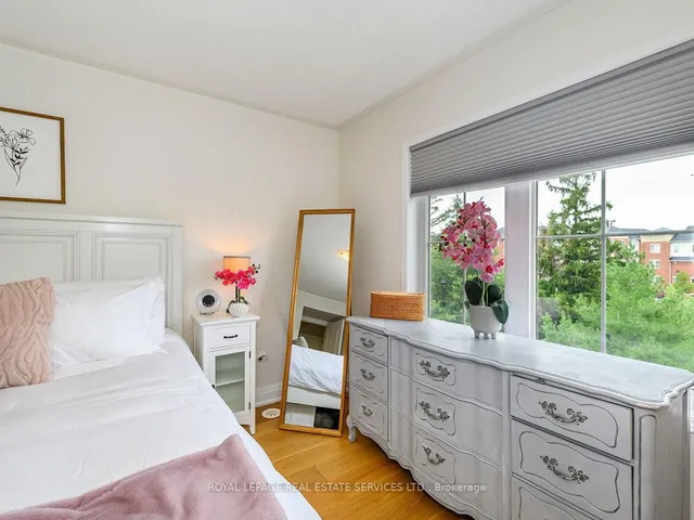 Additional image 22 of 19 Hays Blvd Unit Unit 12