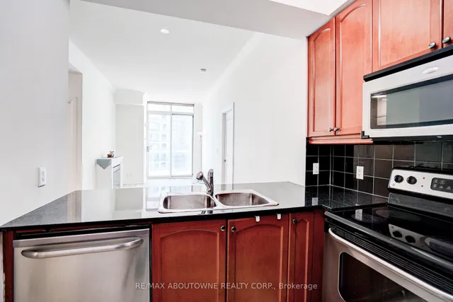 Additional image 8 of 90 Absolute Ave Unit 2705