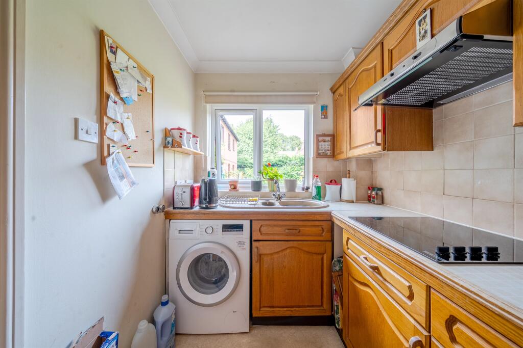 Additional image 9 of Batchwood View, St. Albans