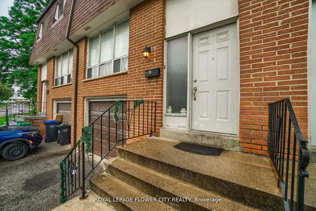 Additional image 4 of 7475 Goreway Dr Unit 49