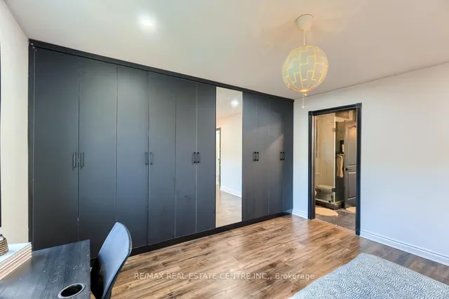 Additional image 37 of 4 Earlidawn Crt