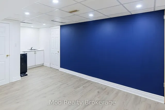 Additional image 32 of 415 Everton Dr