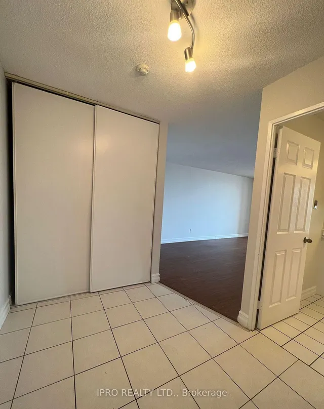 Additional image 7 of 4460 Tucana Crt Unit 1903