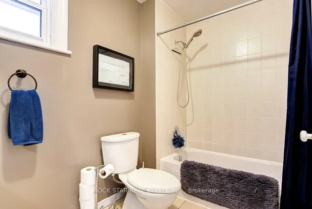 Additional image 19 of 230 Mary St