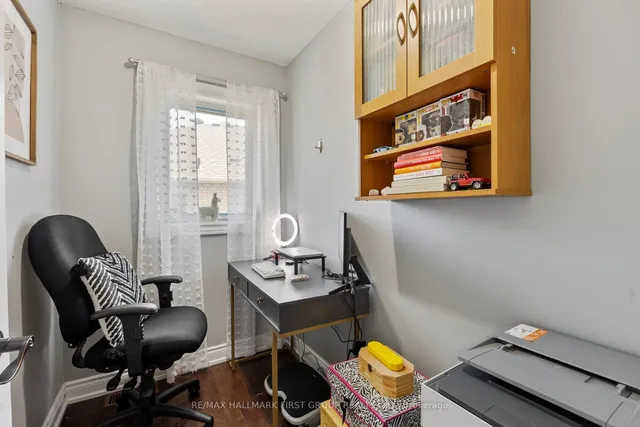 Additional image 30 of 41 Silo Crt