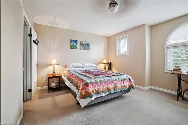 Additional image 13 of 540 Rexford Dr