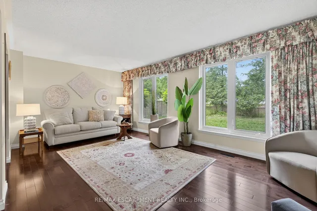 Additional image 18 of 3084 PARKGATE Cres