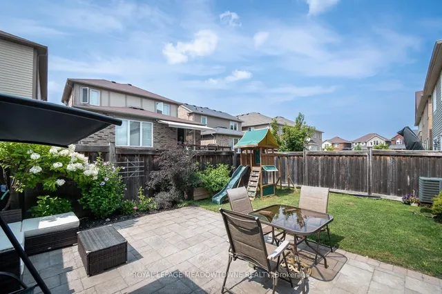 Additional image 39 of 501 Tyrone Cres