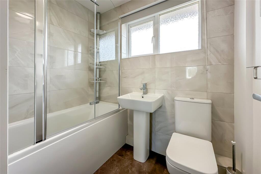 Additional image 8 of Knowle Drive, Harpenden, Hertfordshire, AL5