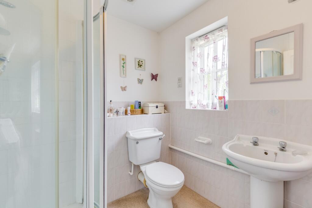 Additional image 28 of Welwyn Hall Gardens, Welwyn, Hertfordshire, AL6 9LF