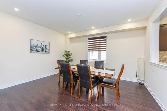 Additional image 11 of 27 Glacier Rd