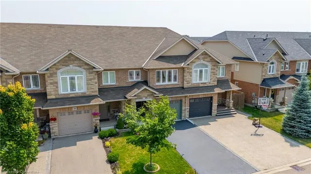 Additional image 32 of 28 Charleswood Crescent Cres