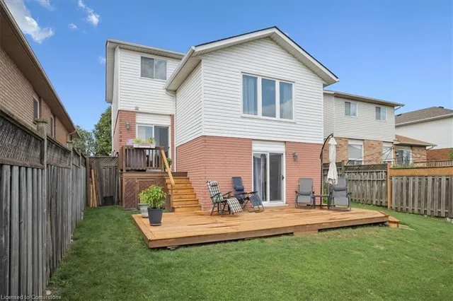 Additional image 25 of 540 Rexford Dr