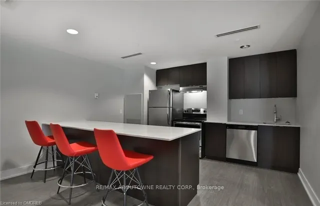 Additional image 22 of 1284 Guelph Line Unit 211