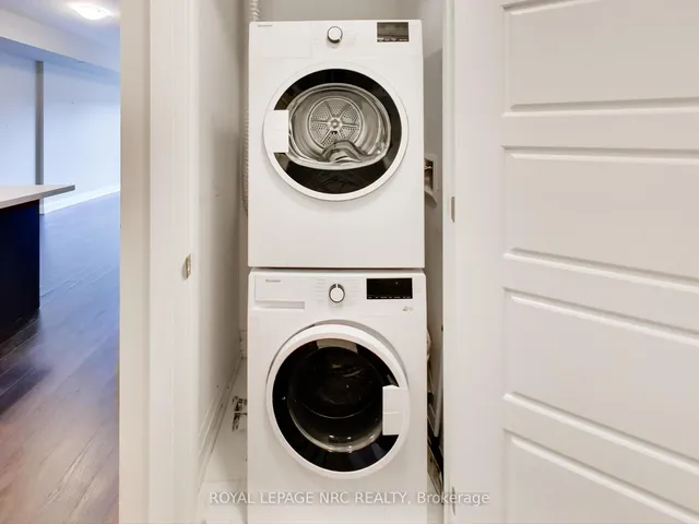 Additional image 7 of 2025 Maria St Unit 405