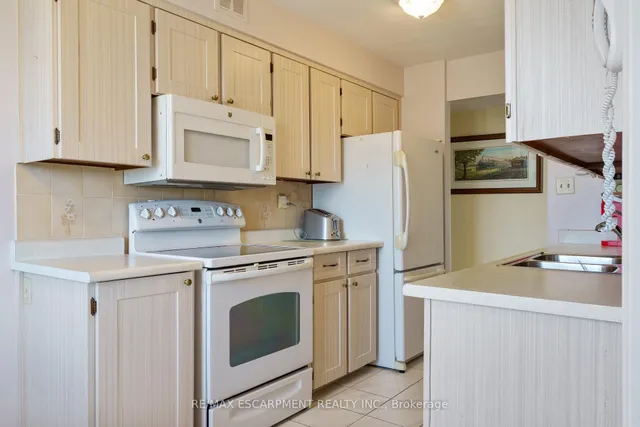 Additional image 21 of 30 Harrisford St Unit 908