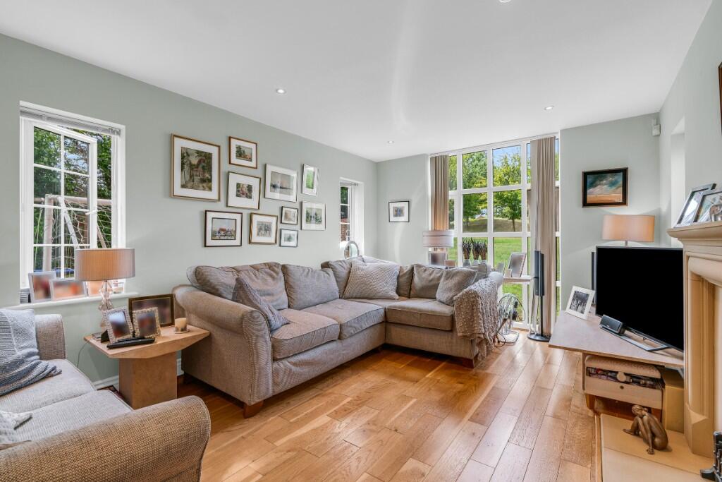 Additional image 25 of Meadow View, Redbourn, St Albans, AL3