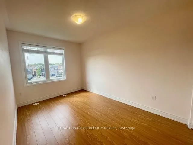 Additional image 41 of 11 Signature Lane