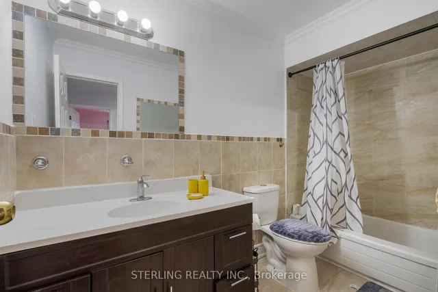 Additional image 18 of 21 Foxacre Row