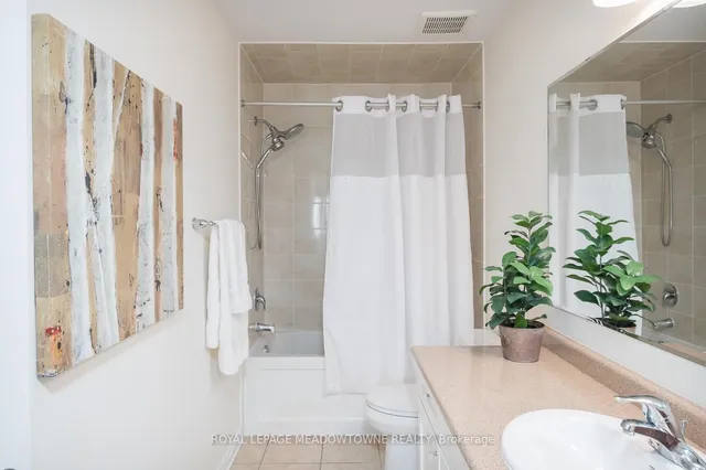 Additional image 26 of 335 Gooding Cres