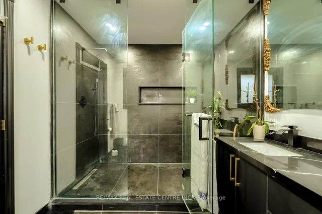 Additional image 33 of 4 Earlidawn Crt