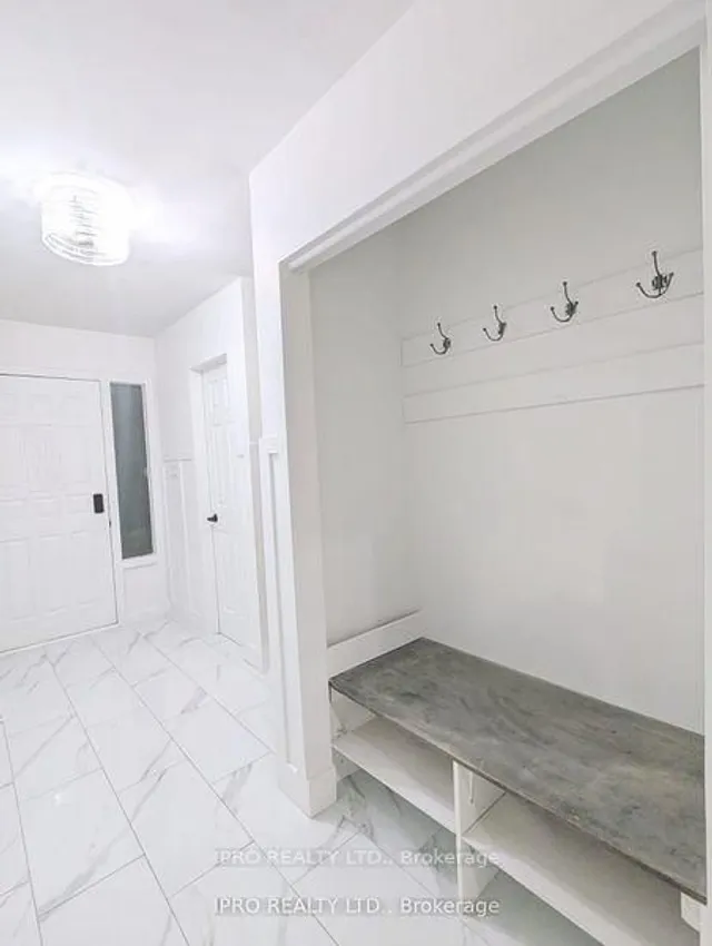 Additional image 4 of 52 Vodden Crt