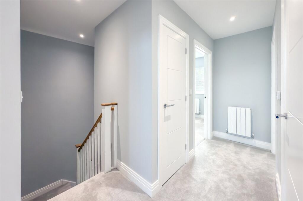 Additional image 21 of Oaklands Lane, Smallford, St. Albans, Hertfordshire, AL4