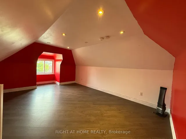 Additional image 37 of 50 Somerset Ave