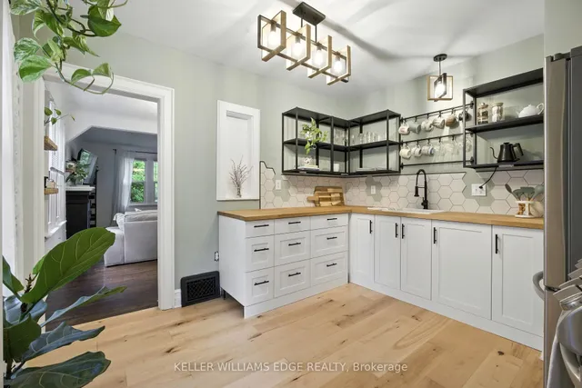 Additional image 13 of 1999 Main St