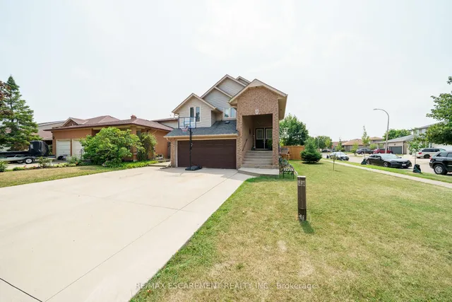 2 Tyler Dr