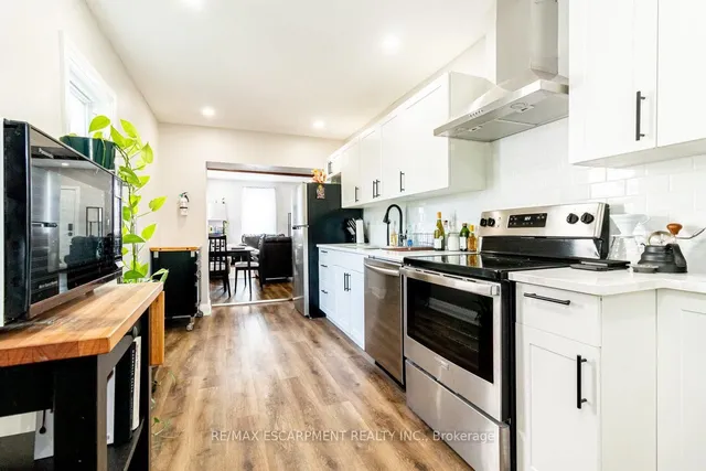 Additional image 9 of 773 Lawrence Rd