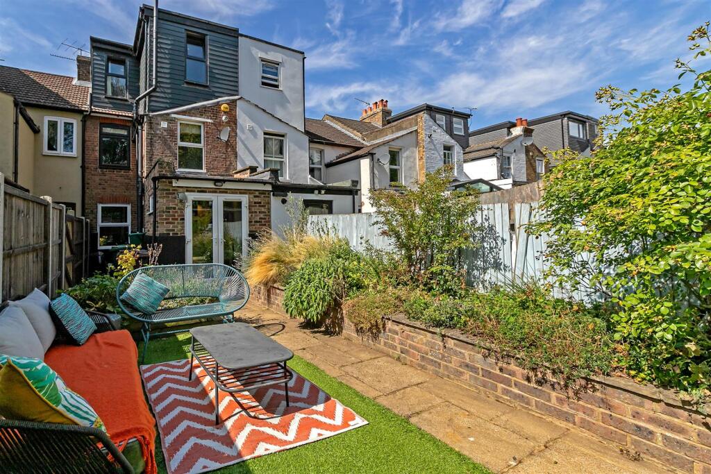 Additional image 20 of Cavendish Road, St Albans