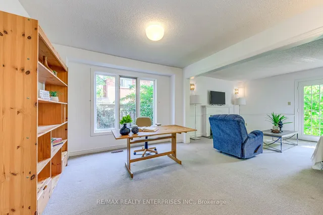 Additional image 17 of 1037 Beechnut Rd