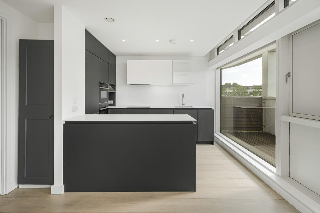 Additional image 7 of Gabriel Square, St. Albans, Hertfordshire, AL1