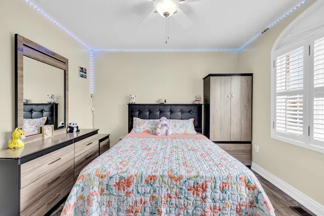 Additional image 31 of 17 Binder Twine Tr