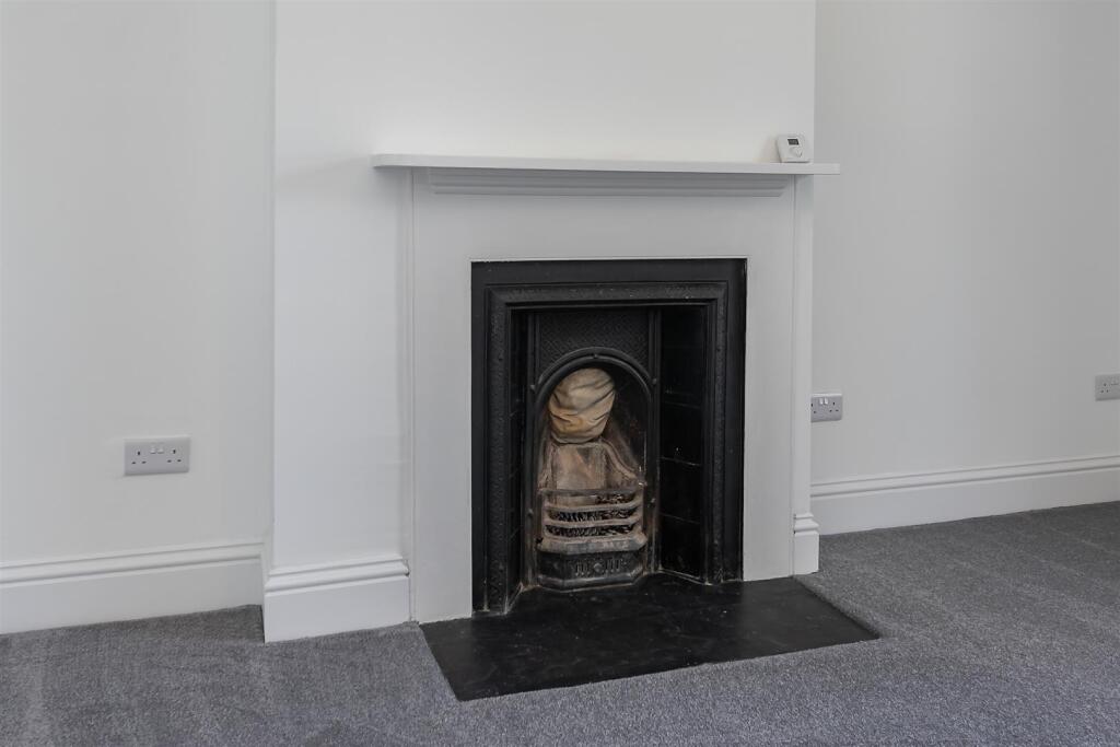 Additional image 16 of Frogmore, St. Albans