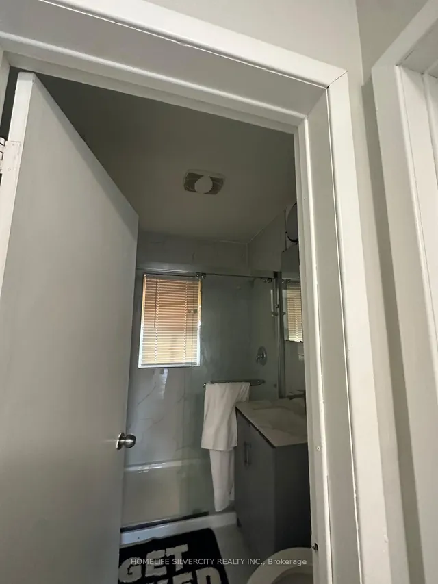 Additional image 7 of 1 Studley St