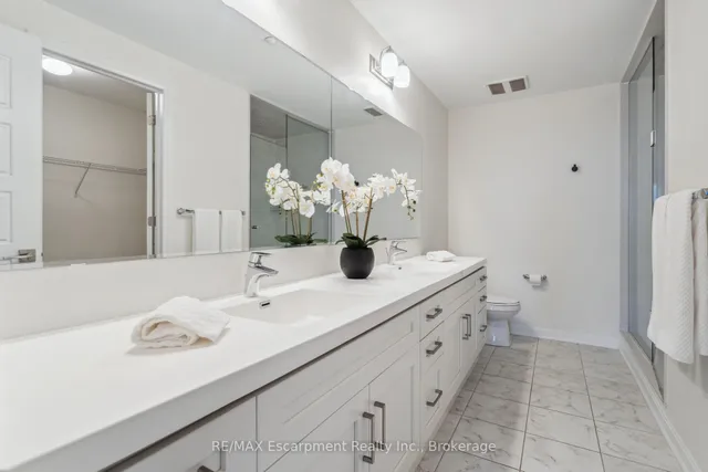 Additional image 21 of 3028 CREEKSHORE COMMON Unit 309