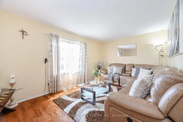 Additional image 13 of 37 Ravenswood Dr