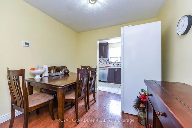 Additional image 11 of 21 Juniper Cres